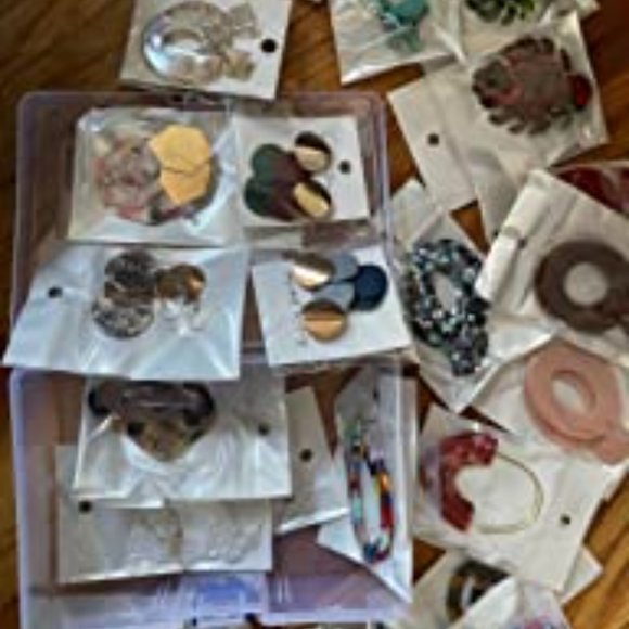 New 25 Pairs Acrylic Resin Statement Earrings Set for Women Girls - Picture 11 of 16